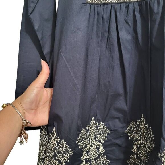 Embroidered navy dress size 4 - Picture 5 of 12